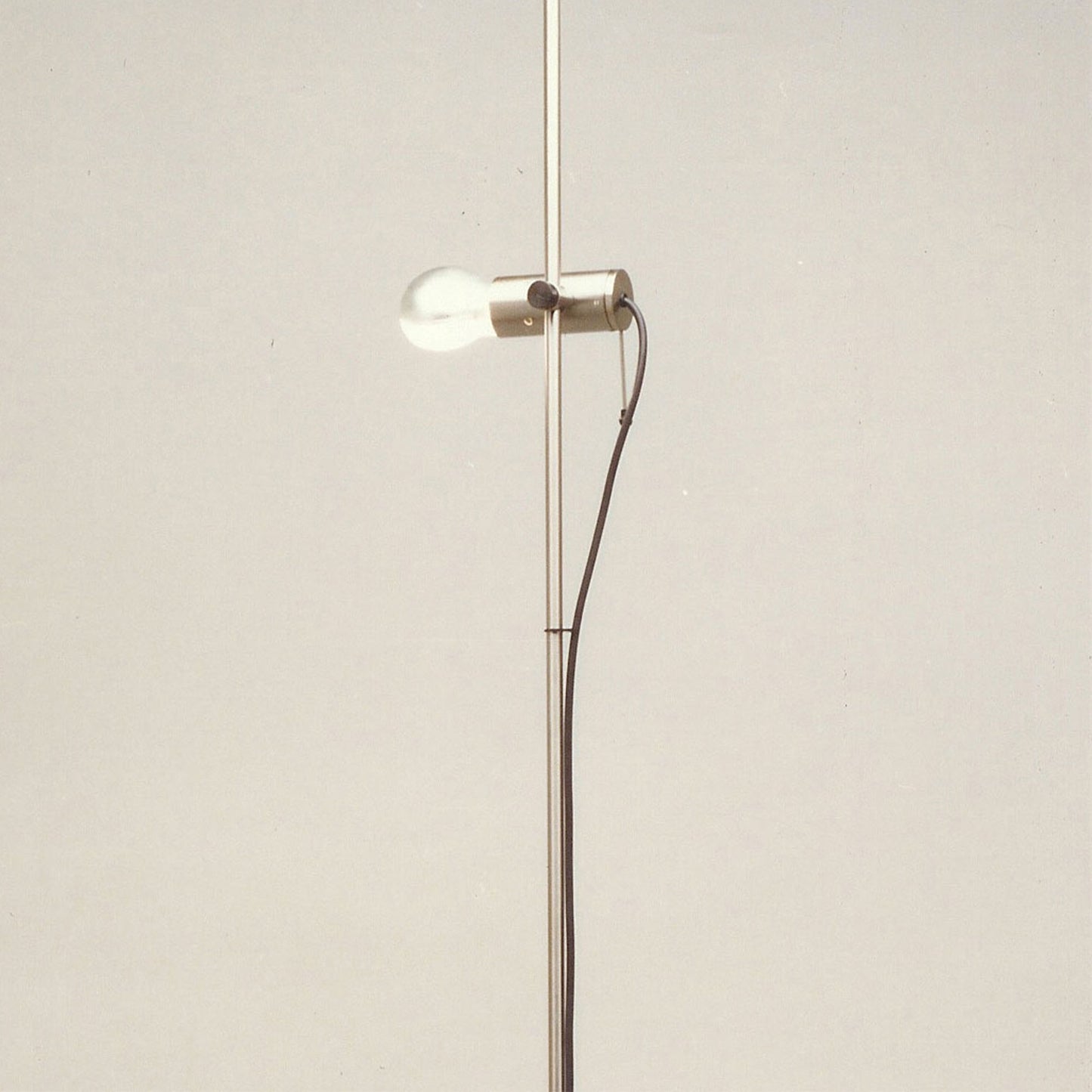 Agnoli 387 - Floor Lamp | Oluce | JANGEORGe Interiors & Furniture