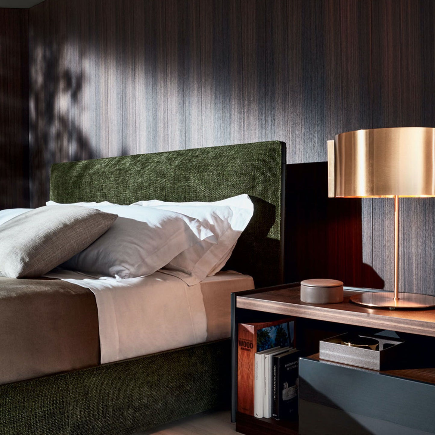 Switch 206 - Table Lamp | Oluce | JANGEORGe Interiors & Furniture