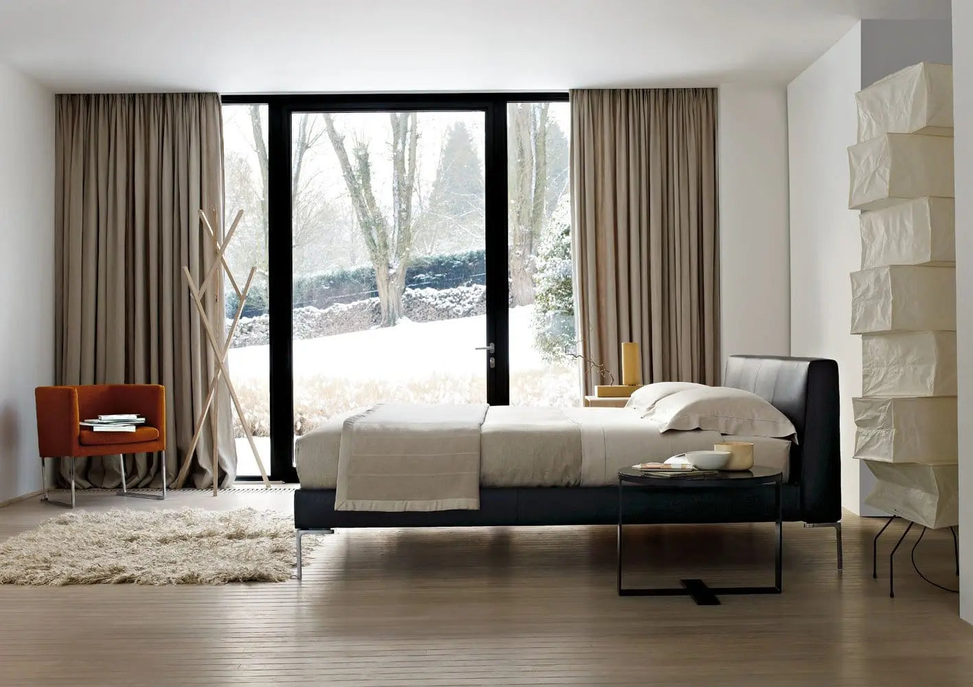 Charles Bed | B&B Italia | JANGEORGe Interior Design