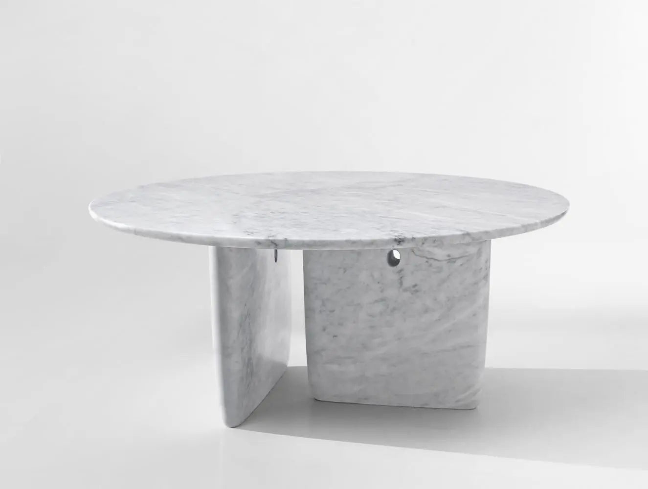 Tobi-Ishi Table | B&B Italia | JANGEORGe Interior Design