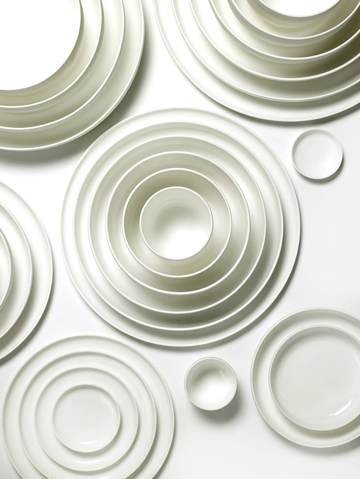 Base Tableware by Piet Boon - Low Plate M (04) | Serax | JANGEORGe Interiors & Furniture