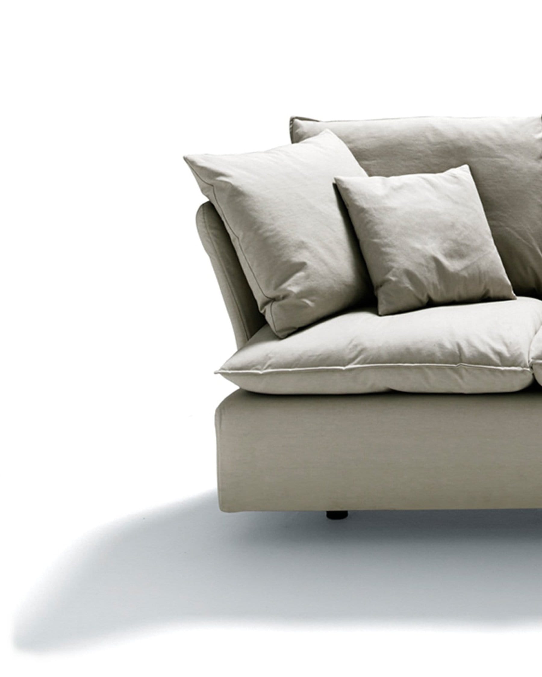 Pillow - Sofa | DePadova | JANGEORGe Interior Design