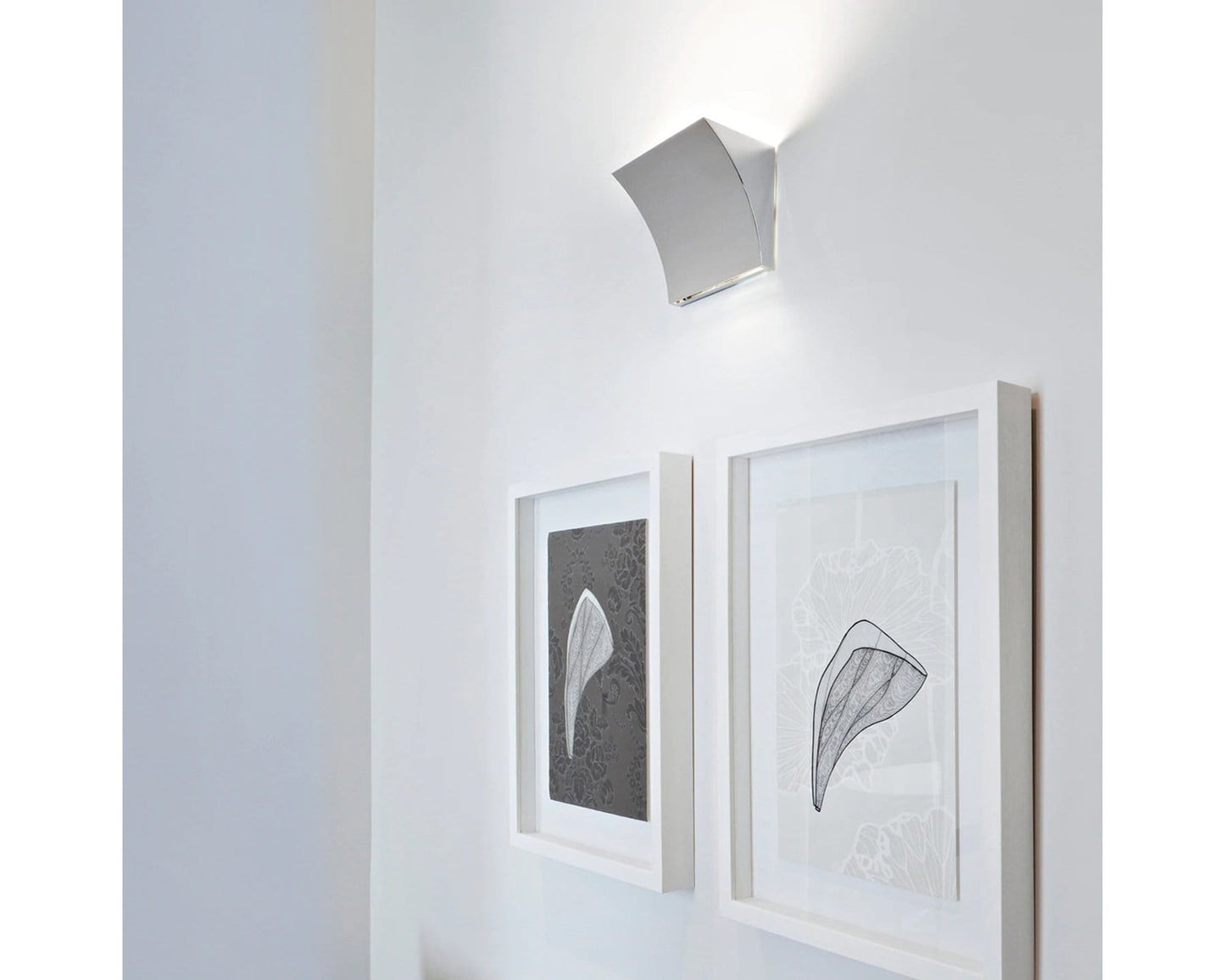 Pochette Up & Down LED Wall Sconce | Flos | JANGEORGe Interior Design