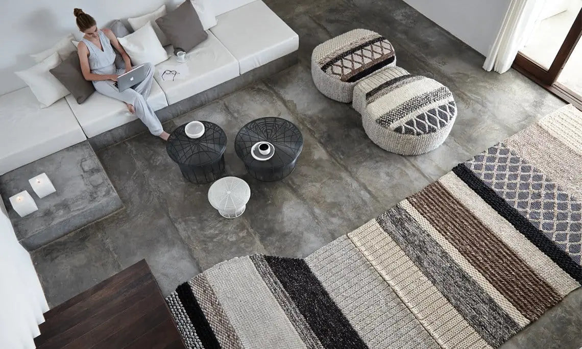 Mangas - Largas ML2 | GAN RUGS | JANGEORGe Interior Design