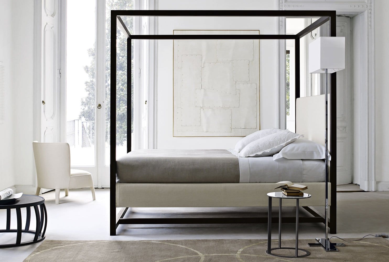 Alcova '09 Bed | Maxalto | JANGEORGe Interior Design