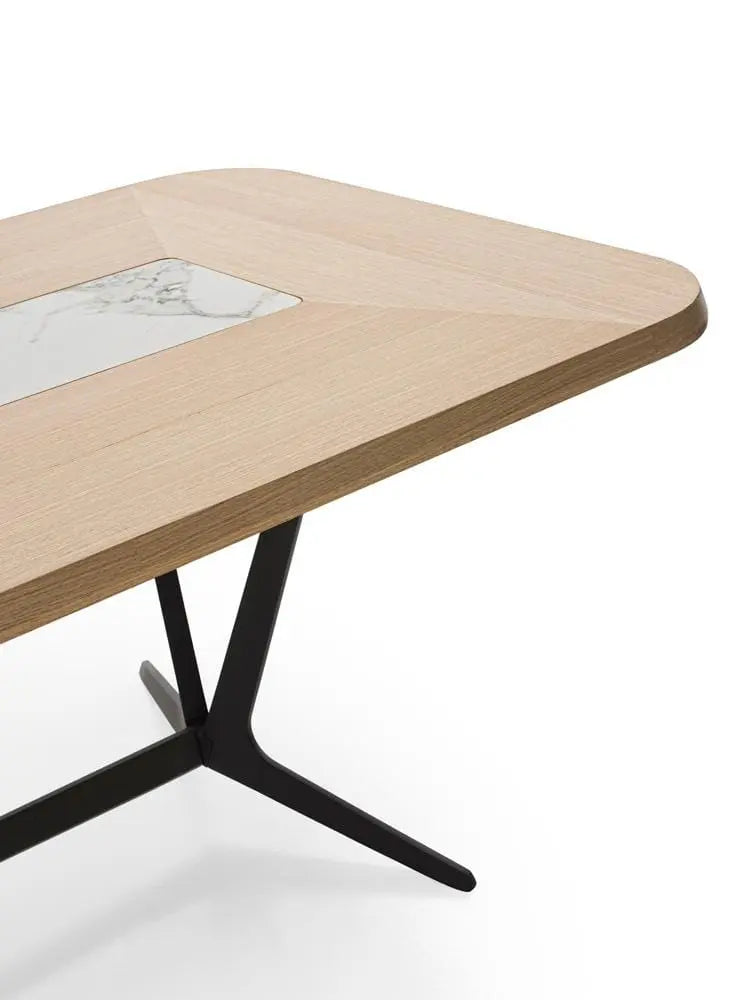 Astrum Table | Maxalto | JANGEORGe Interior Design