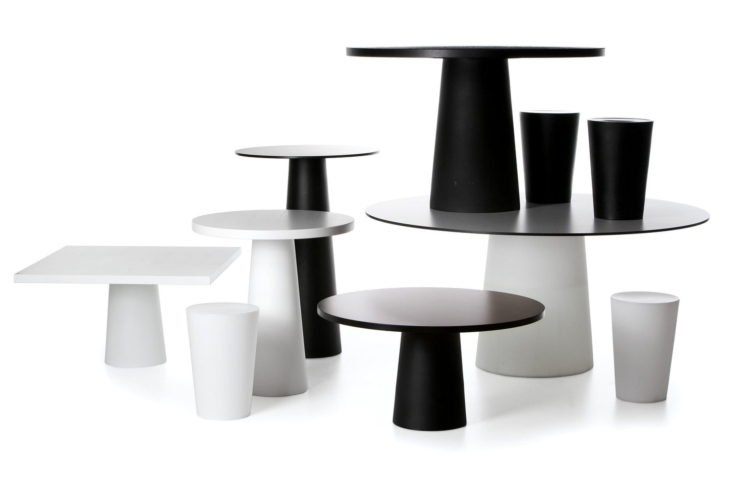 Container Table Classic Table | Moooi | JANGEORGe Interior Design