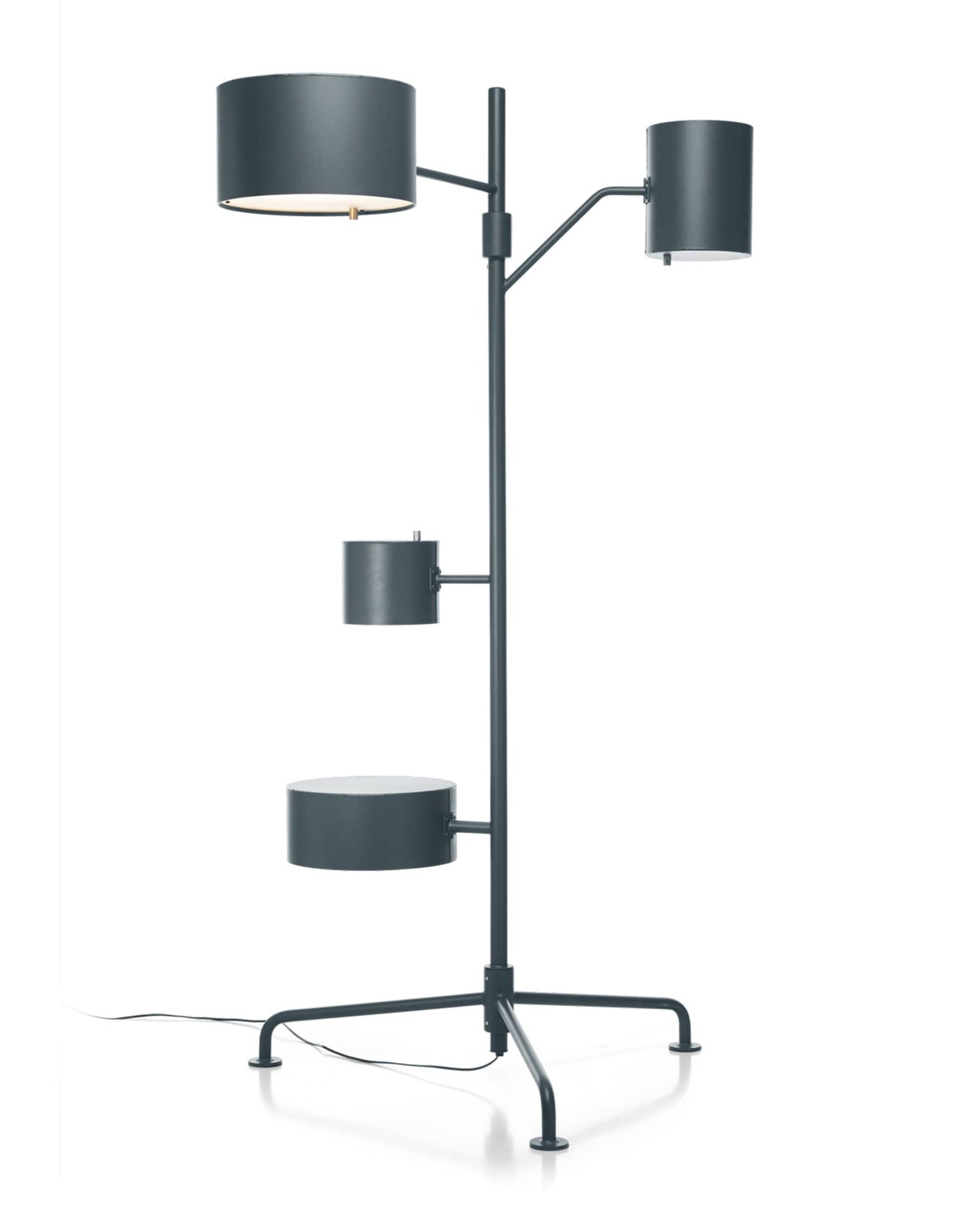 Statistocrat Floor Lamp CU | Moooi | JANGEORGe Interior Design