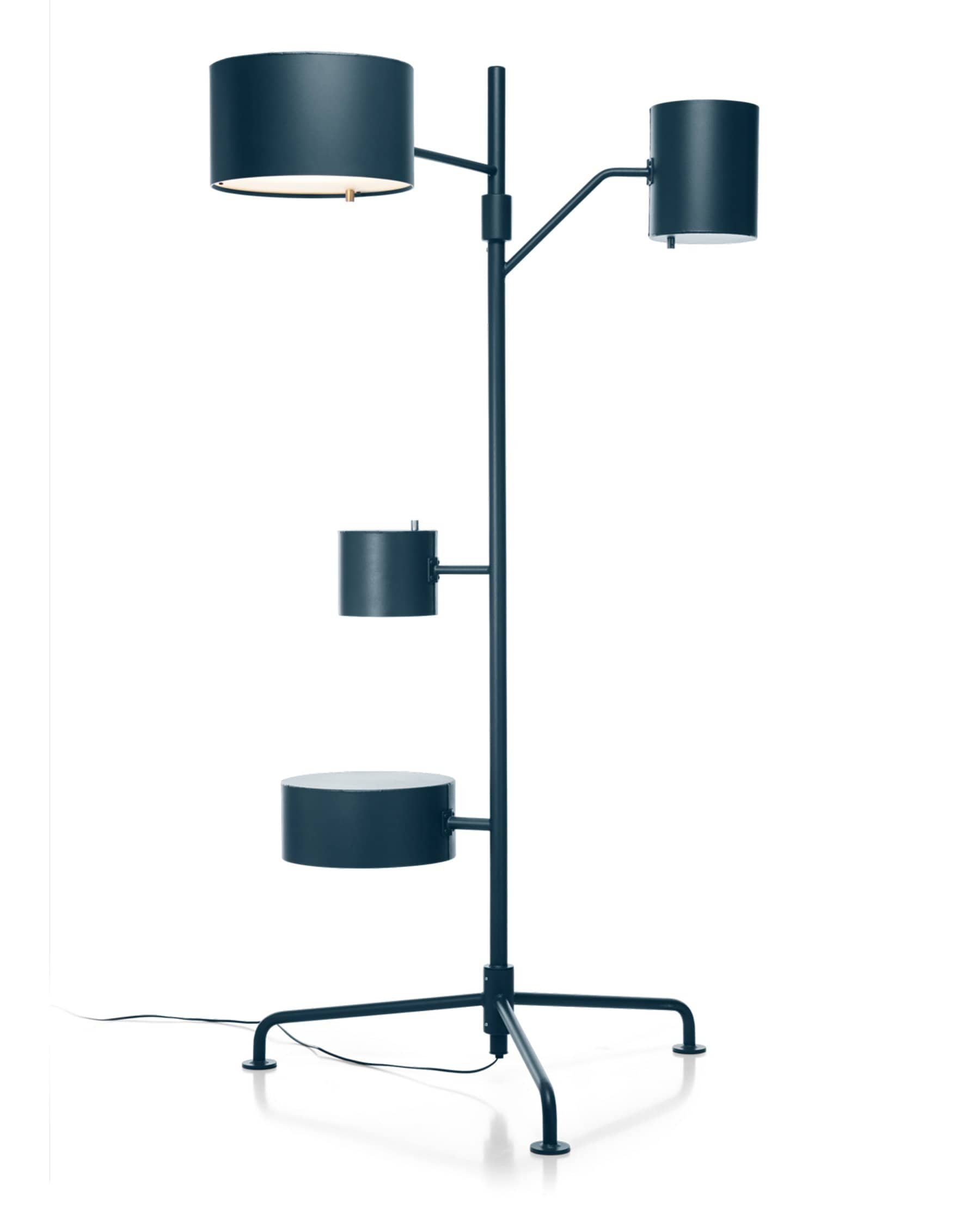 Statistocrat Floor Lamp CU | Moooi | JANGEORGe Interior Design