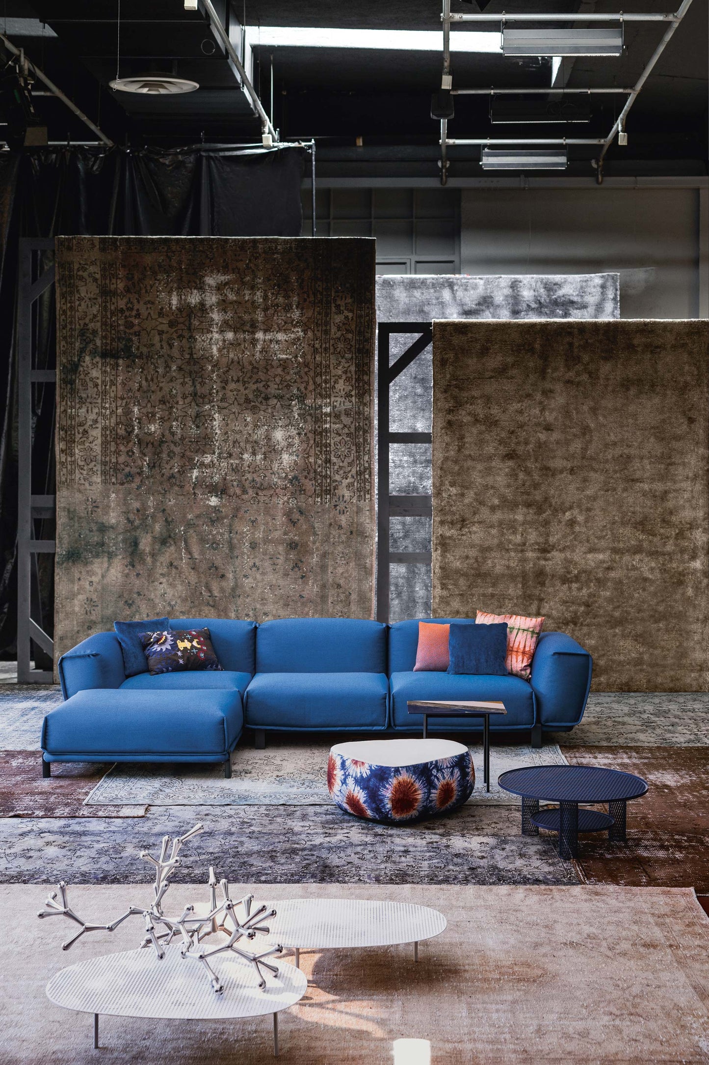 Bold Sofa | Moroso | JANGEORGe Interior Design