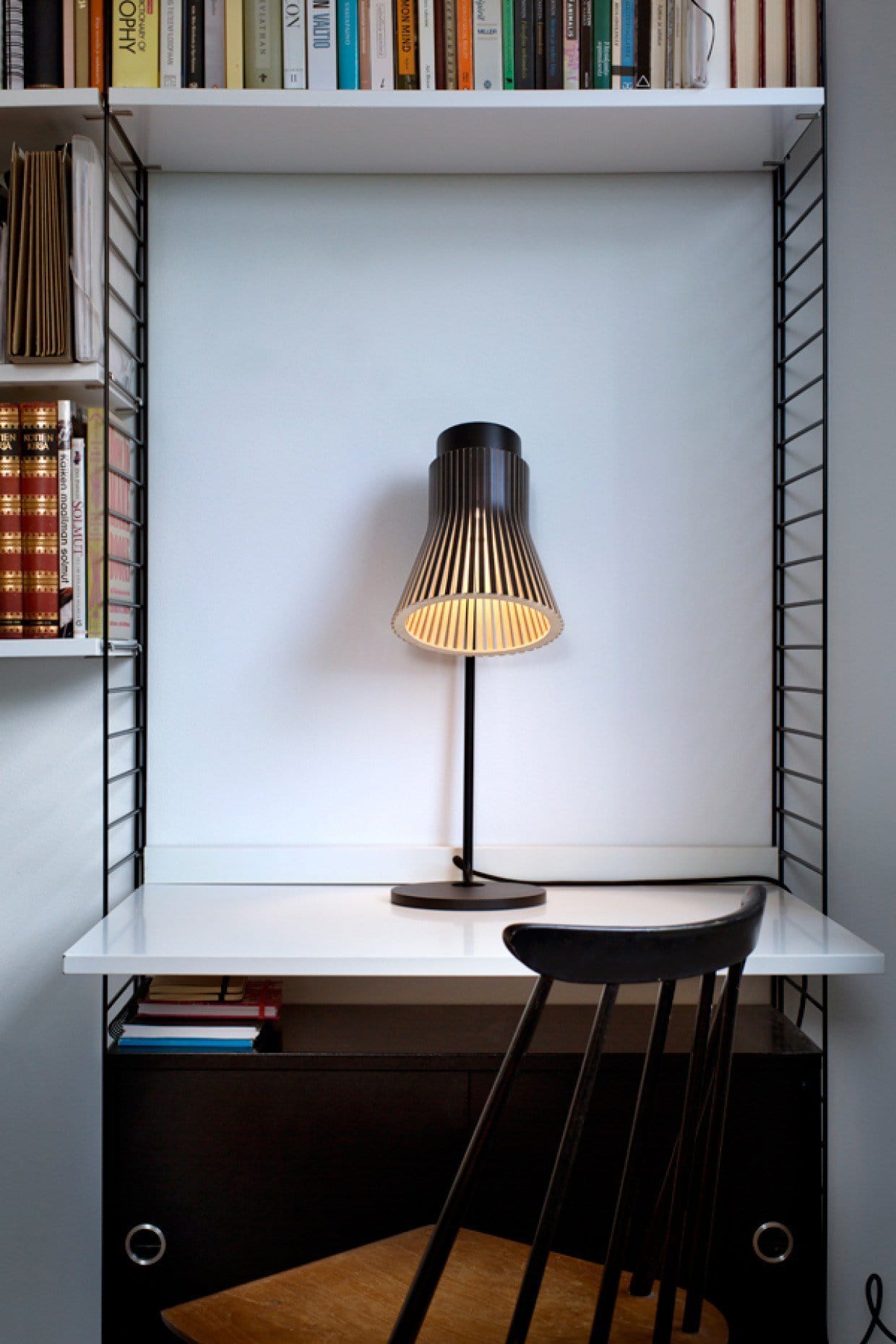 Petite 4620 - Table Lamp | Secto | JANGEORGe Interior Design