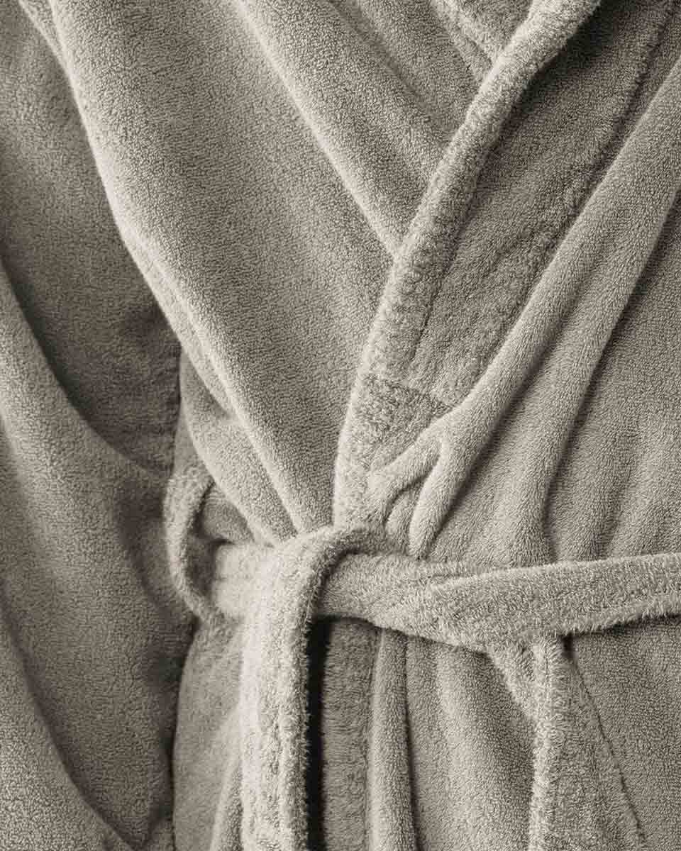 JANGEORGe Interiors & Furniture Society Limonta Crisp Bathrobe Mastice